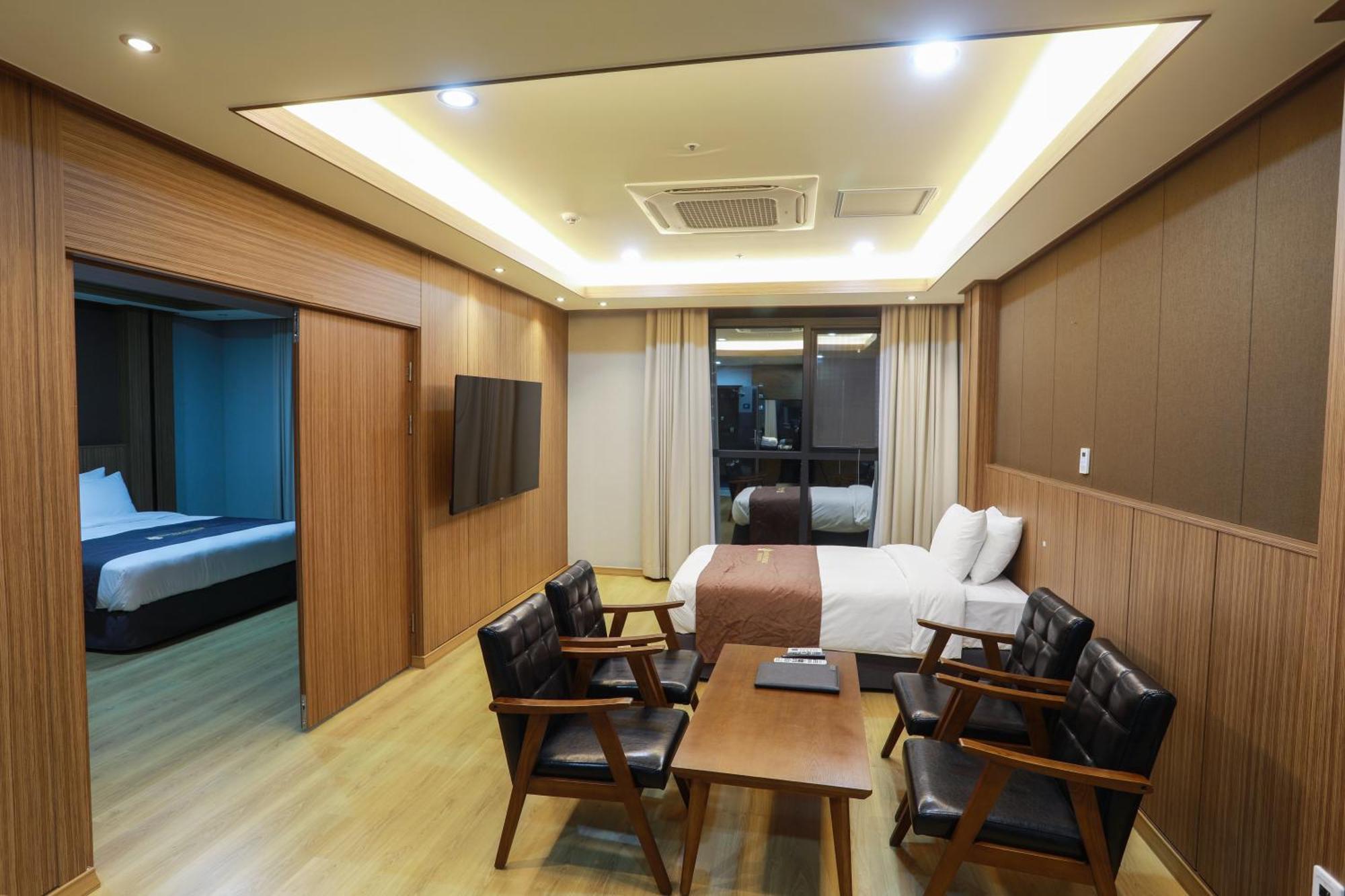 Benikea Hotel Seosan Exterior foto